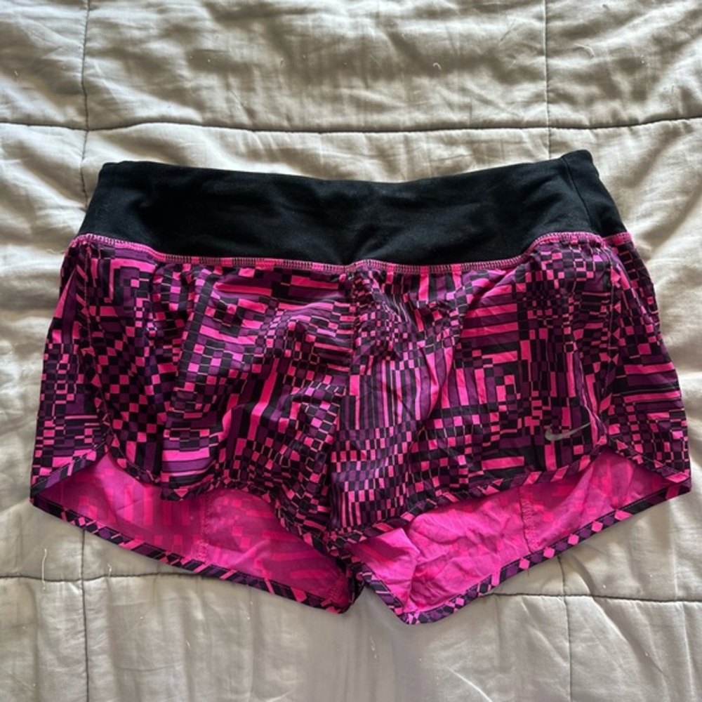 Nike Women’s Tempo Dri-Fit Shorts
